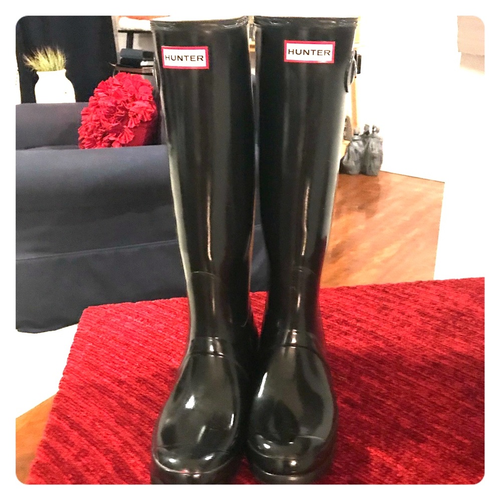 🌸Hunter boots blacks gloss size 8